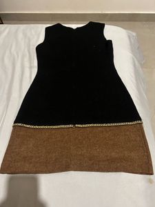 Woollen Chic Black &amp; Brown Dress with Chain Detail