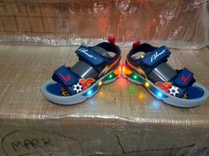 👟 Kids LED Light-Up Sandals – FIRE Blue size-(5x1
