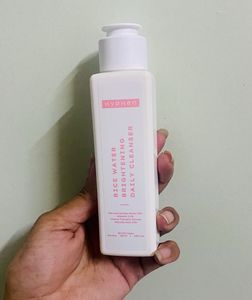 Hyphen Rice Water Brightening Cleanser❤️