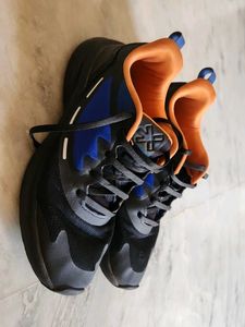 HRX Black & Orange Athletic Shoes