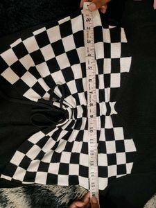 Black White Square Design Full Sleeve Top