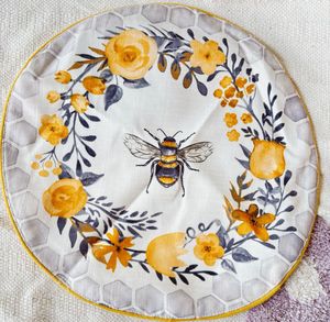 Cute Bee & Floral Round Placemat