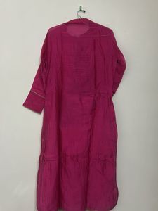 Beautiful Pink Kurta with Peacock Embellishment