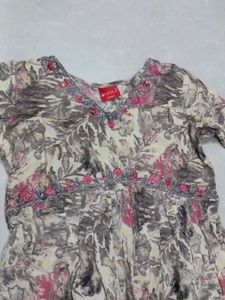 Floral Print Embroidered Kurta