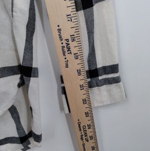 Women's White &amp; Black Plaid Button-Up Shirt