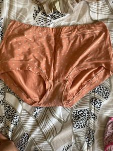 Set Of 11