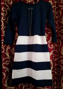 a la mode Statement Dress