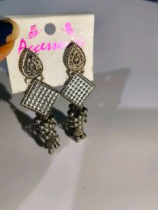 Silver Jhumka Earrings