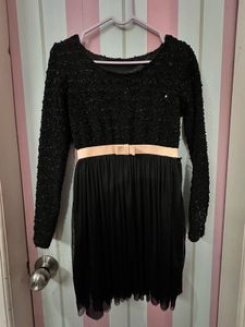 Chic Black Tulle Dress with Bow