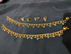 Gold Anklets with Toe-Rings
