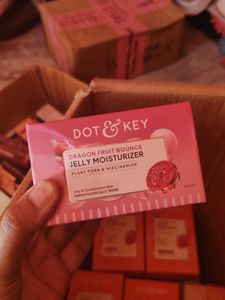 DOT & KEY Dragon Fruit Jelly Moisturizer