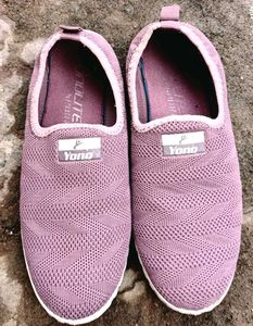 Yona Slip-On Women's Casual Shoes