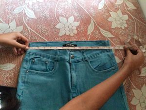 Light Blue Cropped Denim Jeans
