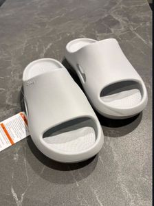 new with tags crocs