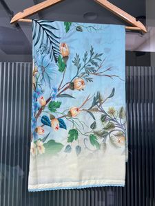 Elegant Ombre Embroidered Kurta