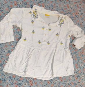embroidery white peplum top