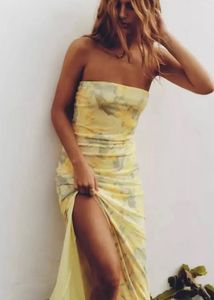 Newme Floral Print Strapless Mini Dress