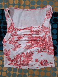 Chic Red &amp; White Toile Print Crop Top