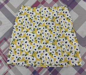Yellow Daisy Print Skirt