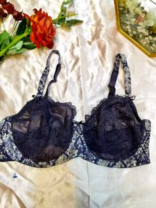 Elegant Lace & Snake Print Bra