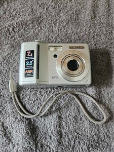 Samsung S73 Digital Camera