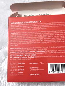 myglamm Xoxo Heart-Shaped Eyeshadow Palette