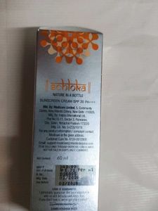 Schloka Sunscreen Cream SPF 30 PA+++