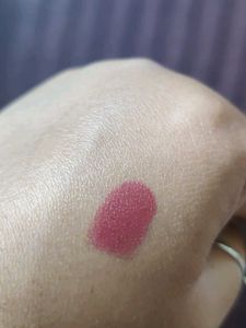 Lakme 9 to 5 Forever Matte Lip Crayon