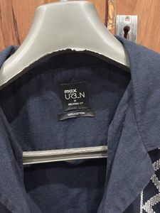 Men's Navy Embroidered Short Sleeve Shirt