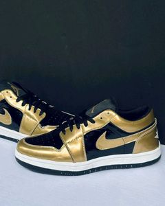 Air Jordan 1 Gold &amp; Black Shoes