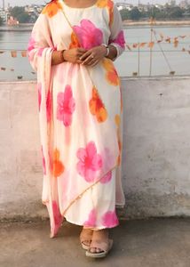 Elegant Floral Anarkali Kurta Set with Dupatta