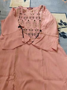 Elegant Pink Kurta with Embroidered Neckline