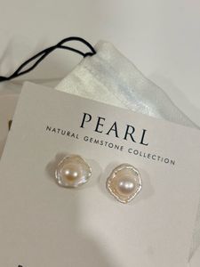 Authenthic Freshwater Pearl Silver Studs