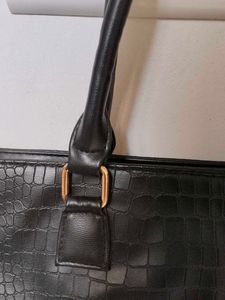 Chic Black Croc Tote Bag