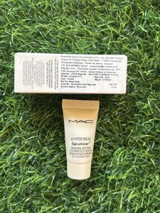 MAC Hyper Real Serumizer