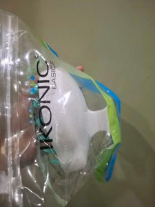 IKONIC Scalp Massager Shampoo Brush