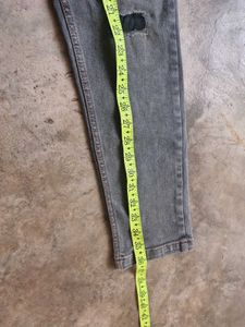 Wrangler Men's Grey Ripped Jeans