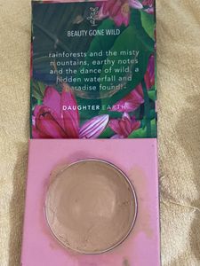 Price Drop Daughter Earth Concealer Latte Shade Used