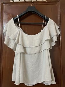 Chic Ruffled Off-Shoulder Top