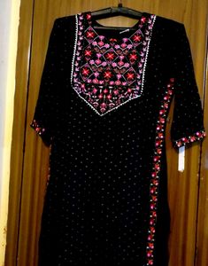 Embroidered Black Kurti