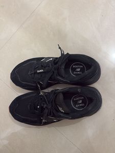 New Balance Tokyo Edition Sneakers