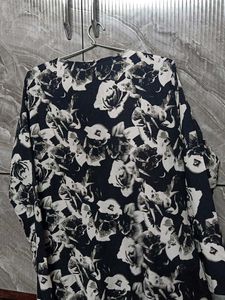 cotten &amp;Stylish Floral long cardigan.