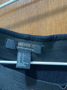 Forever 21 Classic Black contemporary Skirt
