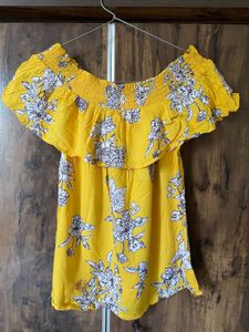 Chic Off-Shoulder Floral Top
