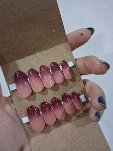 Ombre False Nails - Burgundy & Nude