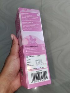 Aqualogica Dewy Floral Kiss Body Mist