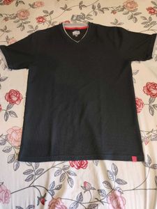 Gerry Cosby V-Neck T-Shirt