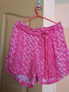 Stylish Pink Printed Shorts for Women