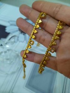 Golden Anklets with Leaf Design
