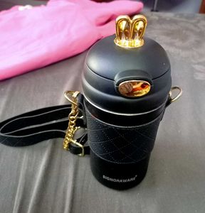 SIGNORAWARE Stylish tumbler with chain Strap